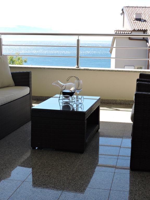 Apartments Villa Residenca Новий Винодольський Екстер'єр фото
