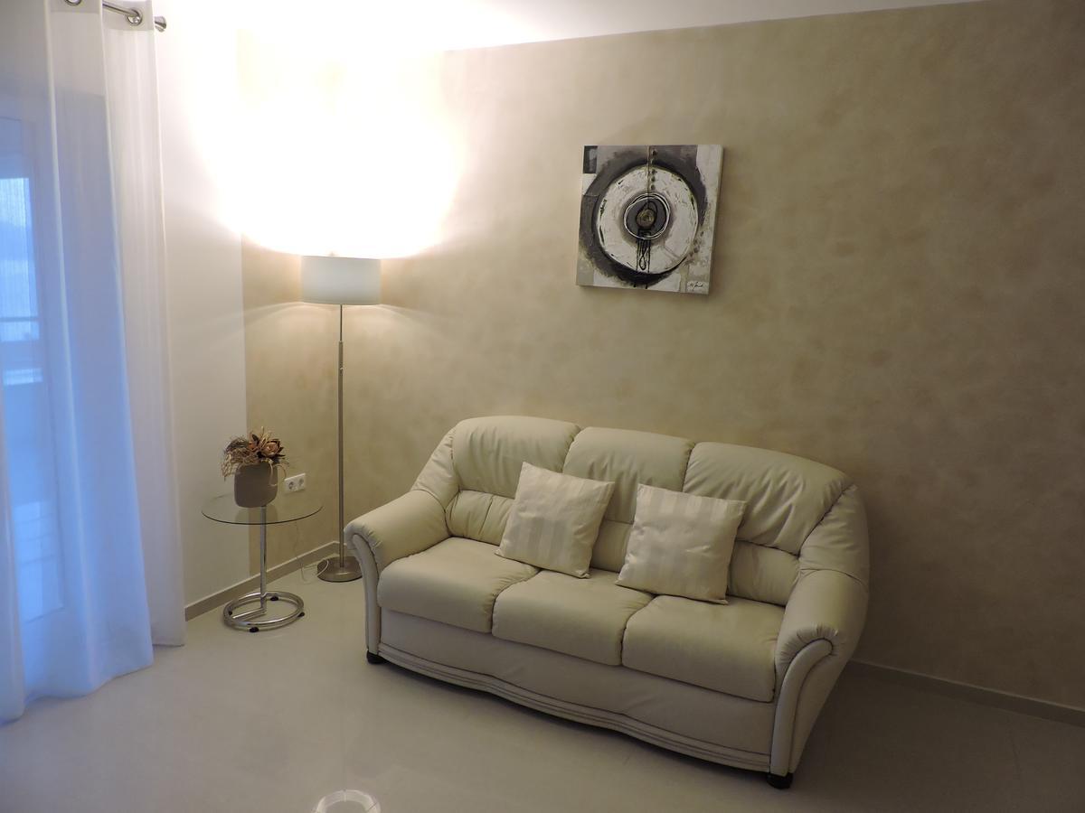Apartments Villa Residenca Новий Винодольський Екстер'єр фото